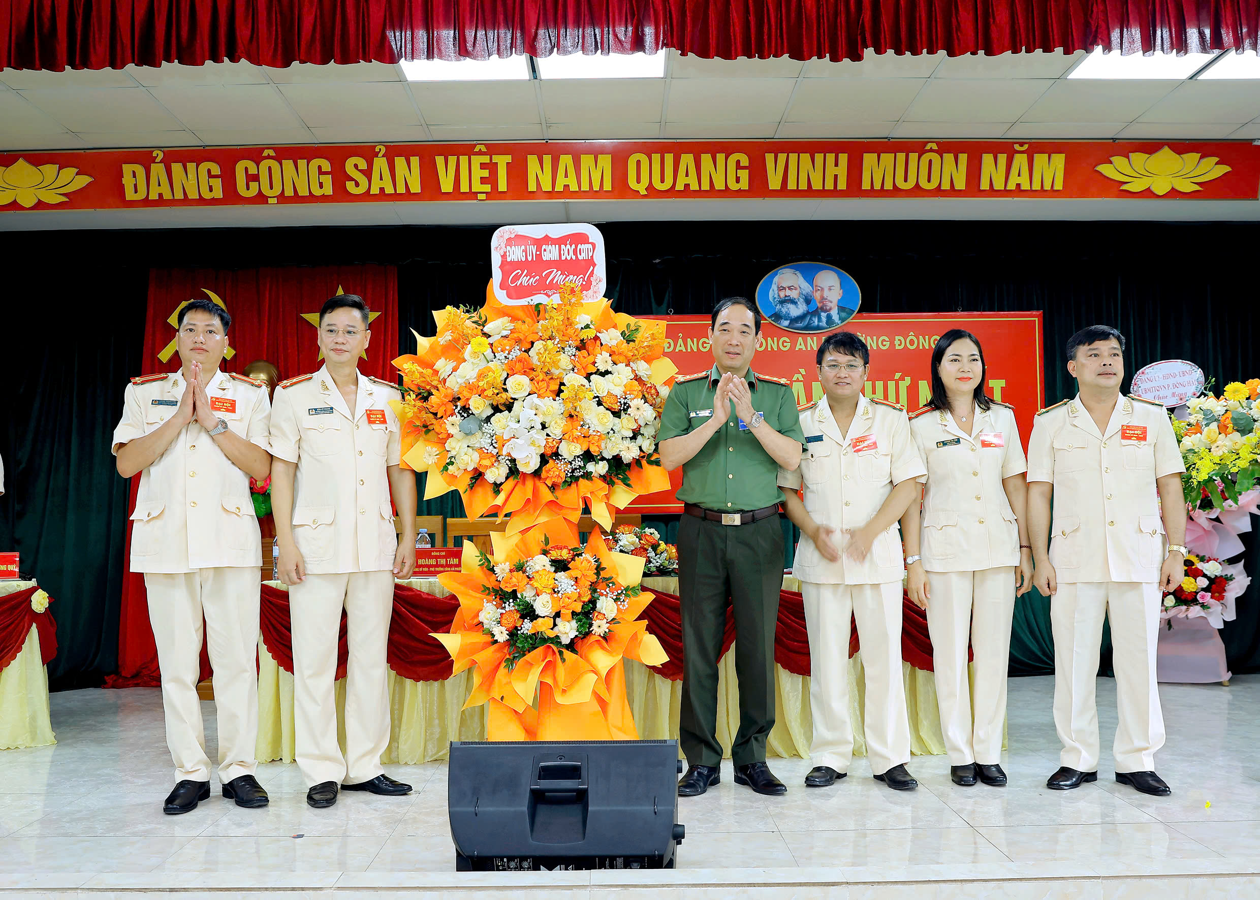 Đại hội Đảng bộ Công an phường Đông Hải lần thứ I, nhiệm kỳ 2025-2030 thành công tốt đẹp